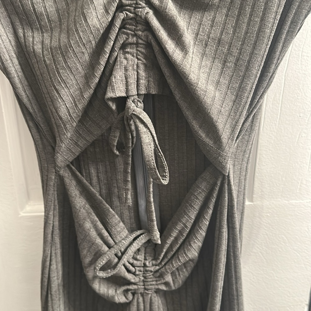 SHEIN gray ribbed knit, long sleeve dress. Cut out belly. Mini length size M - Picture 3 of 6
